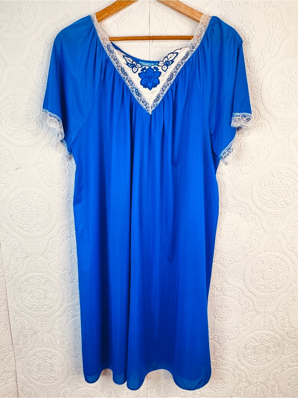 Vintage Coffee Time Night Gown Dark Blue White Lace Trim One Size Short Sleeve